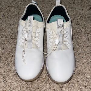 White Clove Shoes